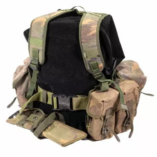BRITISH LOAD BEARING EQUIPMENT SET