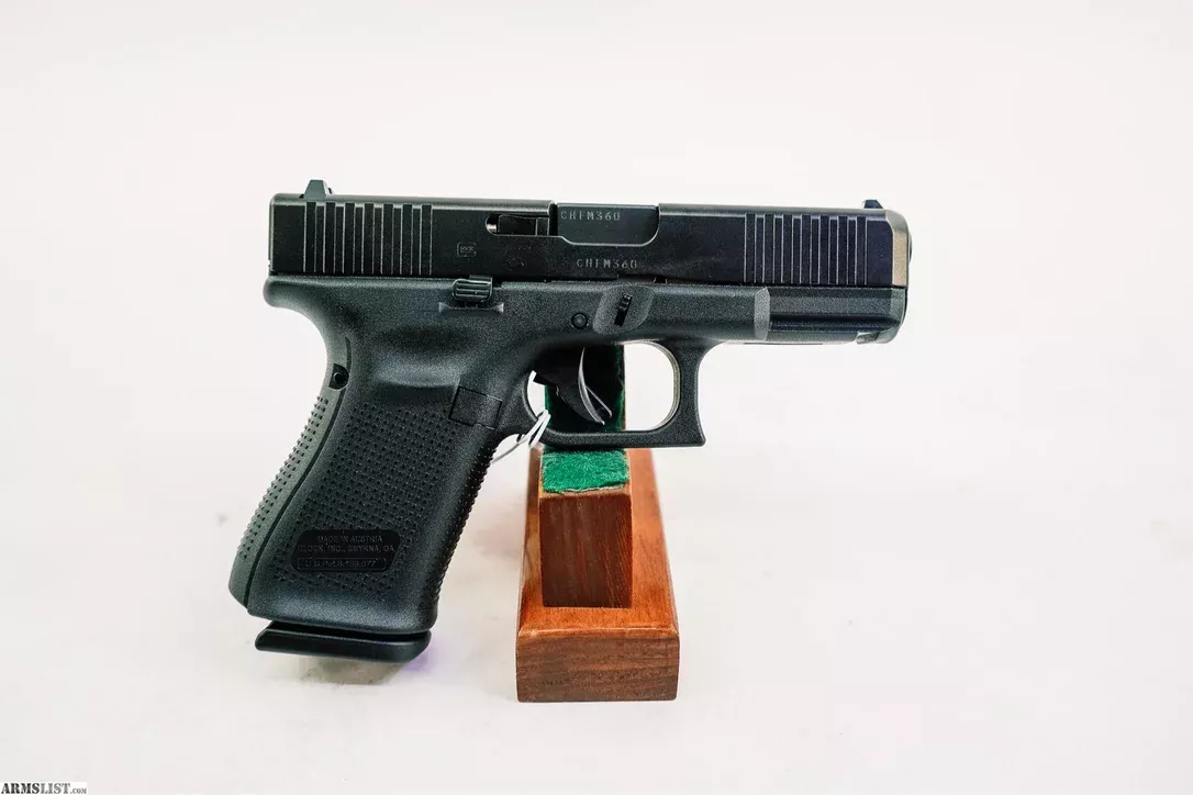 Glock PV1950203 G19 V Compact 9mm Luger 15+1 4.02″ from THE LITTLE SPORTSMAN SHOP LLC near NORTHUMBERLAND, Pennsylvania, USA
