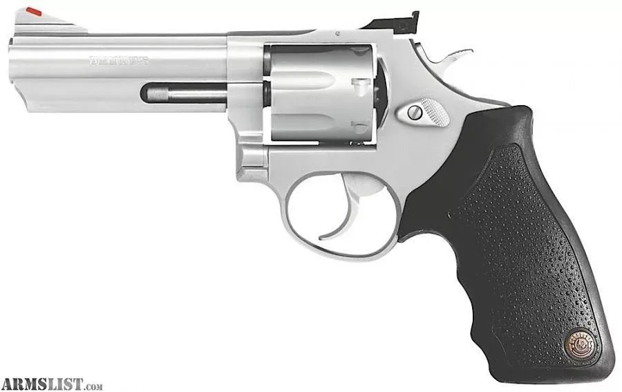 Taurus Model 627 Std 357 RemMag 6.5″ Ported 7rd Ribber Grip Overlay from THE BULLSEYE LLC near Aurora, Colorado, USA