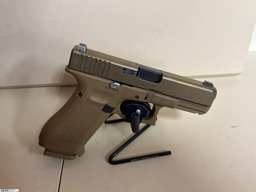 *Used* Glock 19xfrom Quik Pawn Shop near Birmingham, AL